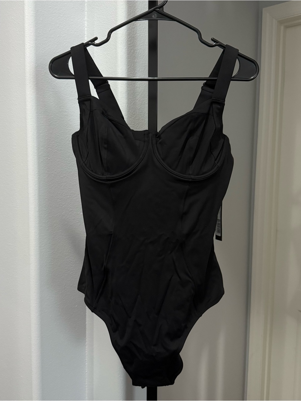 TA3 Lifty Black Sculpting‎ One Piece Swimsuit Size XL B/C NWT Shapewear
